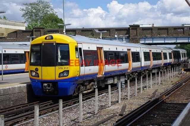 PHOTO CLASS 378 378217 Arrives At Richmond 378217 Arrives At Richmond ...