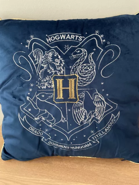 Harry Potter Hogwarts Navy Velvet Cushion Pillow New Harry Potter Hogwarts Navy Velvet Cushion Pillow New