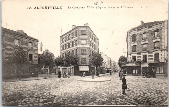 94 ALFORTVILLE - le carrefour victor hugo et la rue de villeneuve