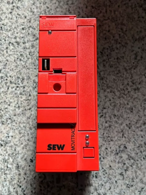 SEW EURODRIVE MC07B0005-5A3-4-00 Frequenzumrichter Movitrac B EUR 159 ...