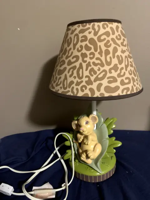 Disney Lion King Simba Lamp Base & Shade Nursery Lamp. Vintage 1994. Pre-owned.