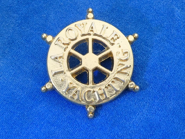 SUPERBE RARE TOP ++ BADGE ANCIEN Old - GCP LE PUY EN VELAIS