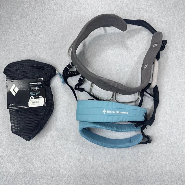 Black Diamond Women's Momentum Rock Climbing Harness Size Adult Small w/ Bag
