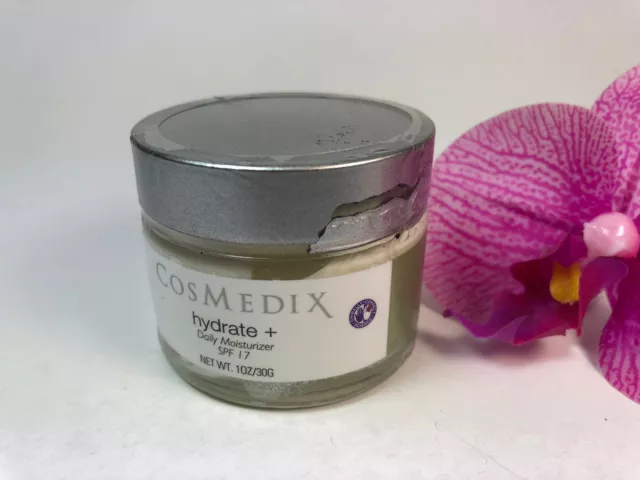 Cosmedix Hydrate + Daily Moisturizer SPF17 30ml(1oz) New Damage Cup