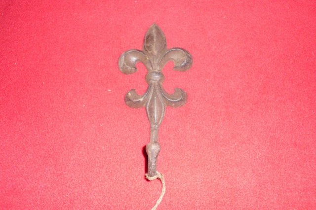 Fleur De Lis Wall Hook Cast Iron Key Towel Coat Hanger Antiqued Rustic Patina