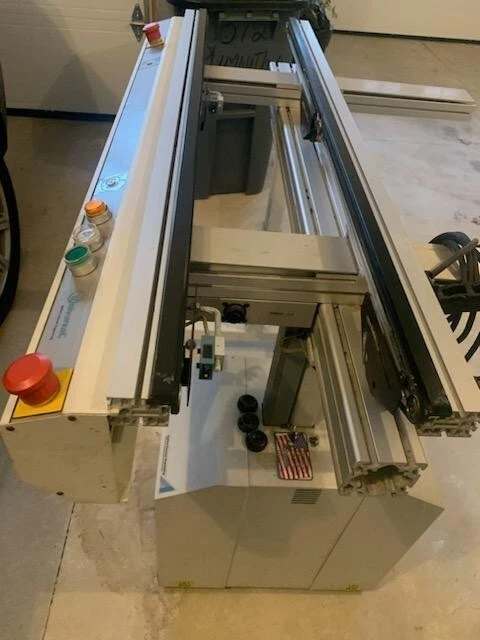 Universal Instruments 48 inch Conveyor PCB Edge Rail Transfer UIC PC Board