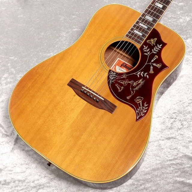 Gibson 1974-1975 Hummingbird