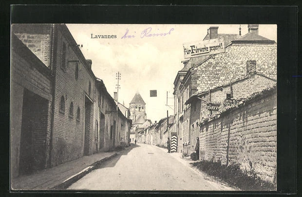 CPA Lavannes, vue de la rue