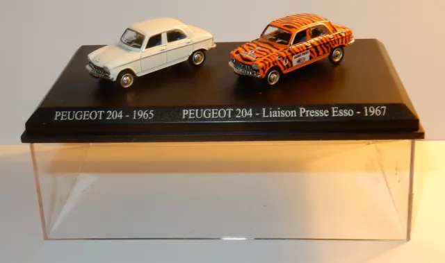 Coffret Atlas Duo 2 Metal Uh Peugeot 204 Blanche 1965 Presse Esso 1967 Ho 1/87