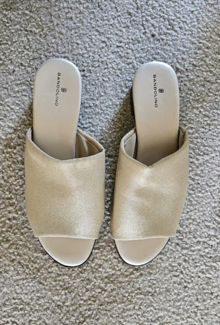 Bandolino Gold Textile Upper Open Toe Slides Shoes Sandals 9.5M Block Heel