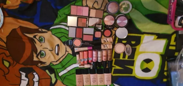 Over 200 products High-end and drug store makeup job lot over £1000 worth 3