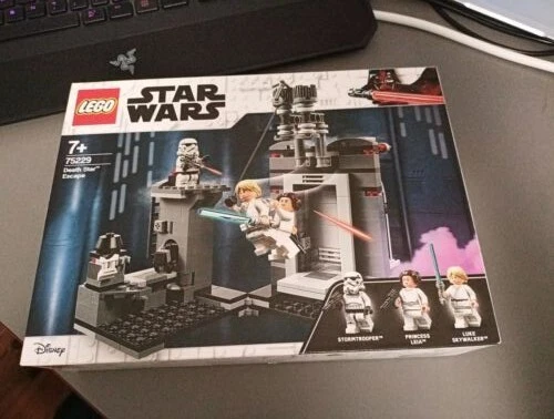 LEGO STAR WARS 75229 - Death Star Escape - L'évasion de l'Étoile de la ...