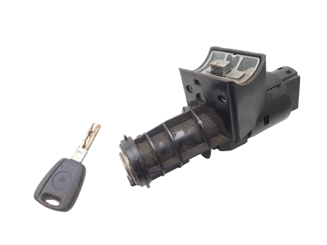 Commutateur D’allumage Fiat Punto 2 0.5521 0.8712 B365 TRW 1121