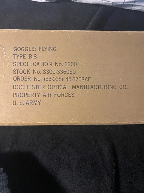Vintage WWII US ARMY AIR FORCES TYPE B-8 FLYING GOGGLES BOX