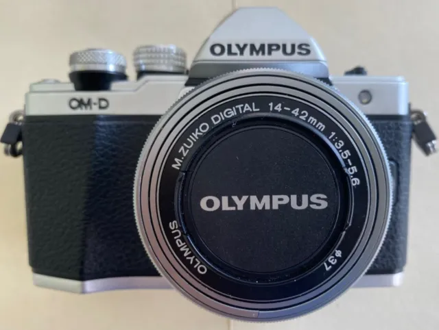 Olympus OM-D E-M10 Mark IV Silver w/14-42mm EZ Lens & Bonus