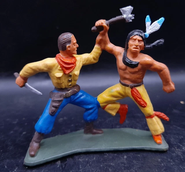 Figurine Starlux divers : Lot de Cowboys Indiens, ect Figurine Starlux divers : Lot de Cowboys Indiens, ect