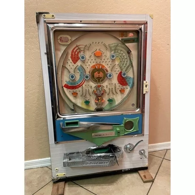 Vintage Heiwa Hi-speed 100 Pachinko Machine