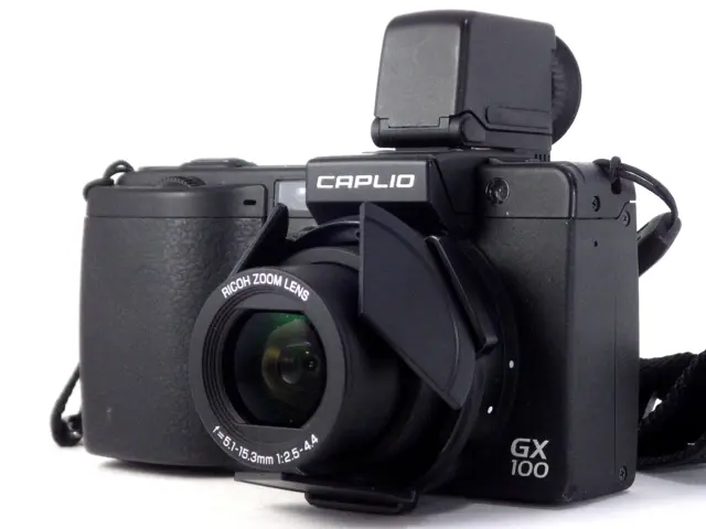 [N MINT!] RICOH Caplio GX100 10.0MP Digital Camera GR Sensor VF-1 KIT from Japan