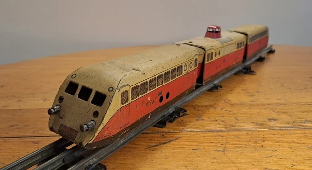 C.R, autorail Bugatti électrique bleu et crème, et sa remorque Etat. 23