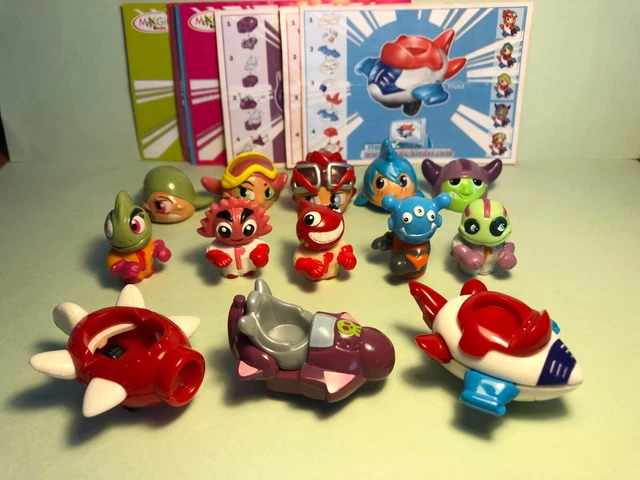 L1 - 8  KINDER 2007 + 8 BPZ : Aliens  Pilote MANGA  + vaisseaux TT