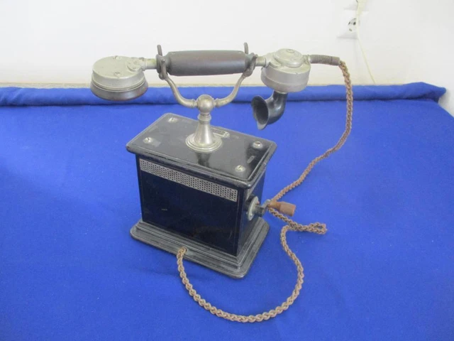G8255) alt antik historisches  Telefon