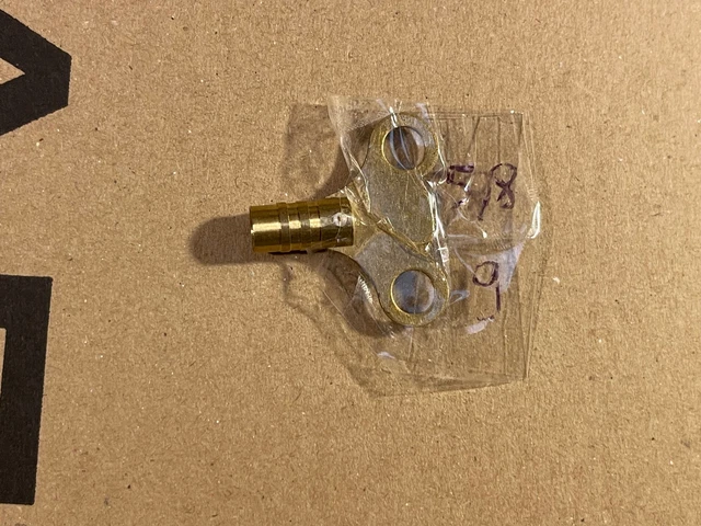 CLÉ EN FONTE N°16 pour carré d'horloge pendule 5,7 mm EUR 13,99