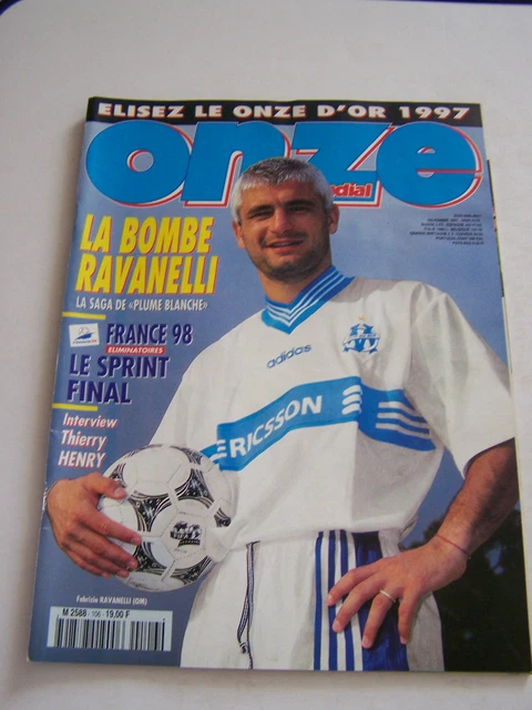 MAGAZINE FOOTBALL ONZE MONDIAL N° 7 AVEC 8 FICHES PREDECOUPES EN BON ETAT