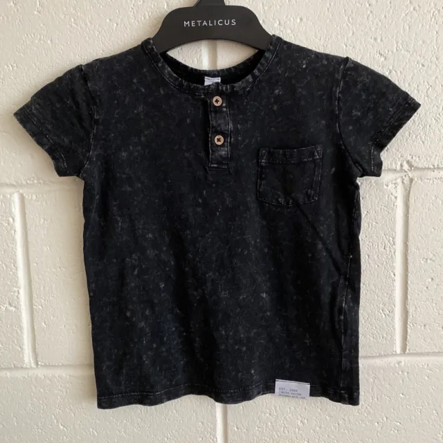 Bnwt - Dymples - Black Acid Wash Henley Short Sleeve T-Shirt Size 2 Rrp: $8