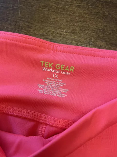 NWT  Womens Tek Gear Pink Orange Workout Gear Capris Stretch Wicking Pockets 1X 2