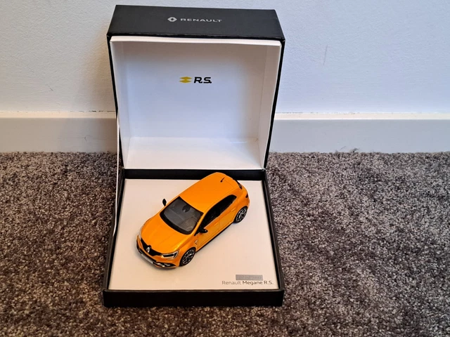 Miniature Vitesse 1/43 – Renault R5 Sedan 1972 – Orange – Occasion (Parfait état)