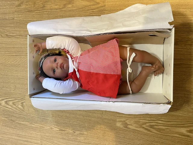 ASHTON DRAKE VINYL baby dolls Jasmine Goes To grandmas 20.00