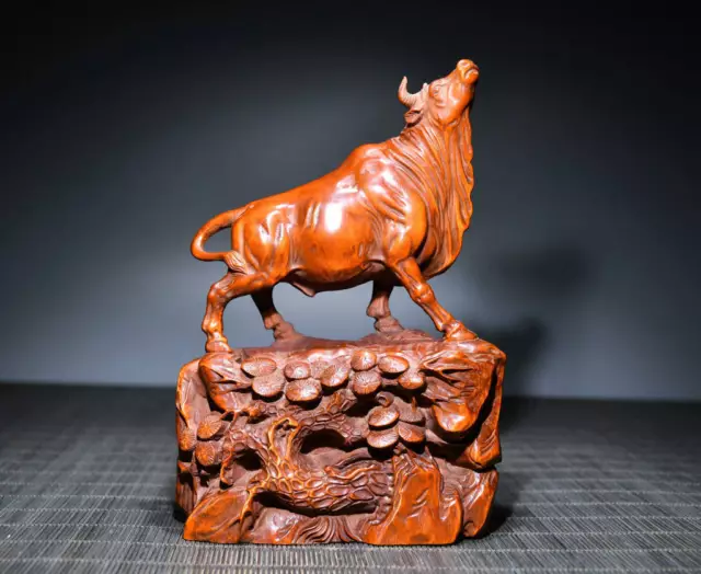 Chinese Natural Boxwood Hand-carved Exquisite Cattle Statue  9852