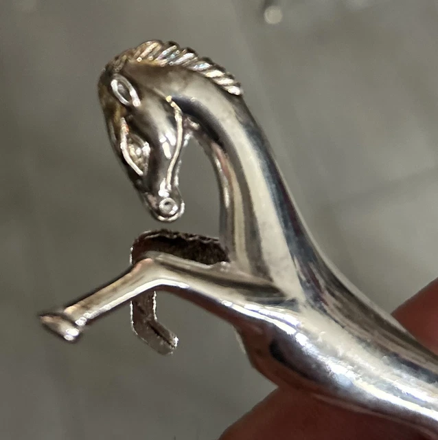 6 porte-couteaux modèle coquille métal argenté