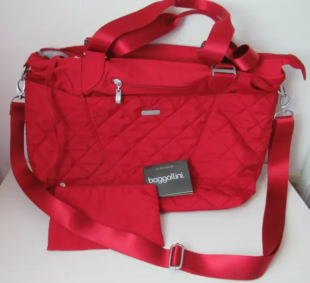 Baggallini Quilted Avenue Tote Shoulder Bag w/coin purse Red Travel EUC
