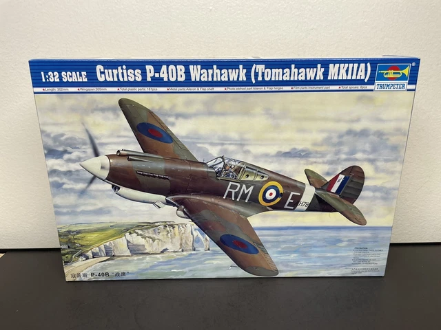 Trumpeter 1/32 US P-40B Warhawk 02228 NO DECALS!