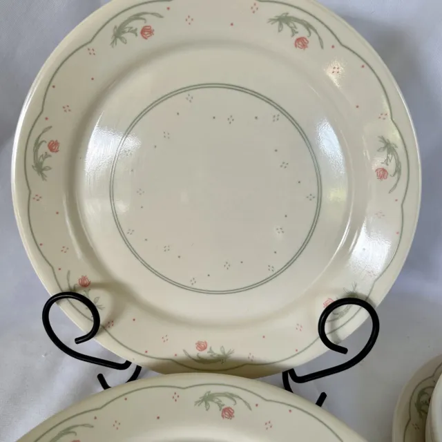 Corelle Calico Rose 19pc., Set of 12 Dinner Plates, 7 Bread plates, very nice
