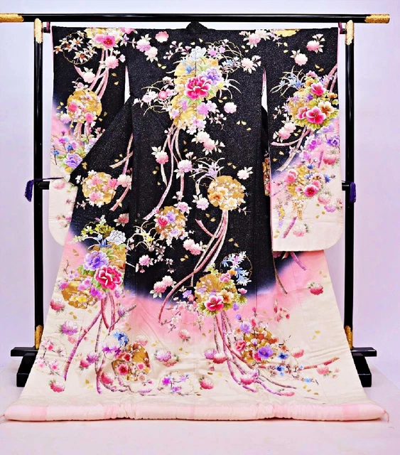 Japanese Kimono Uchikake Wedding Pure Silk  japan 879