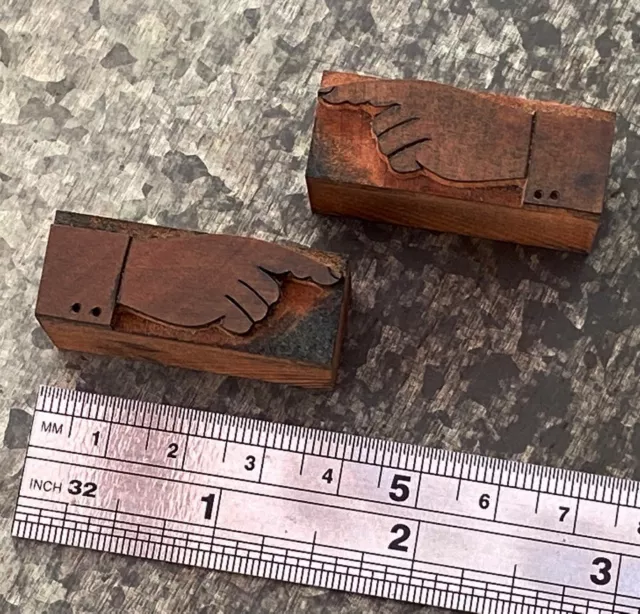2x POINTING HAND letterpress wooden printing block wood printer type finger old`
