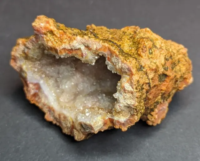 Geode mit Achat und Quarzdruse FO: Kerrouchen, Mittlerer Atlas Marokko 3