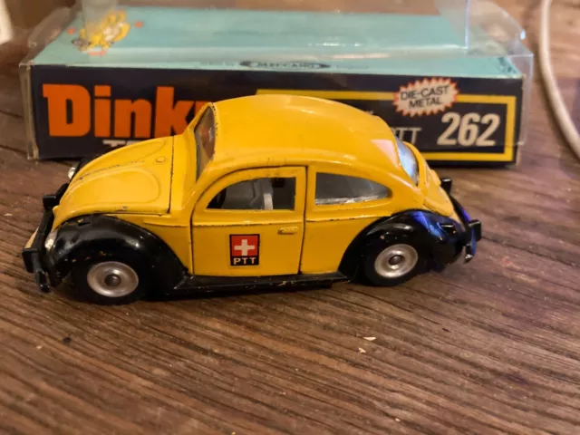 DINKY TOYS VOLKSWAGEN Coccinelle 'PTT SUISSE' ref 262 made in England MECCANO