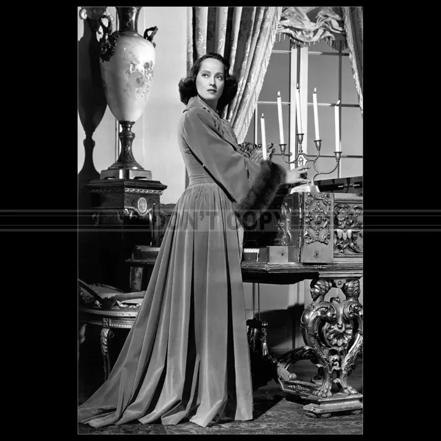 Photo F.015285 MERLE OBERON (A SONG TO REMEMBER) 1945