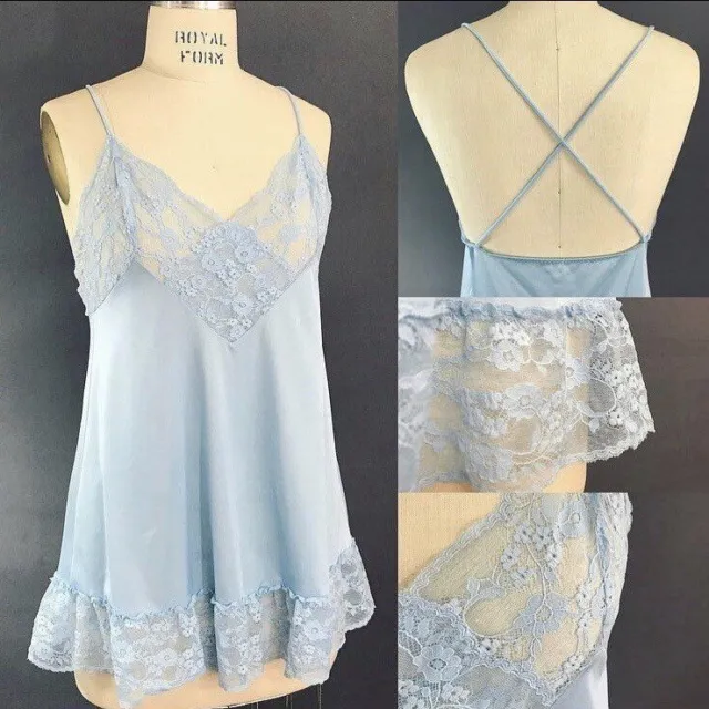 Vintage Shadowline Baby Blue Lace Nylon Short Negligee Nightie Nightgown Small