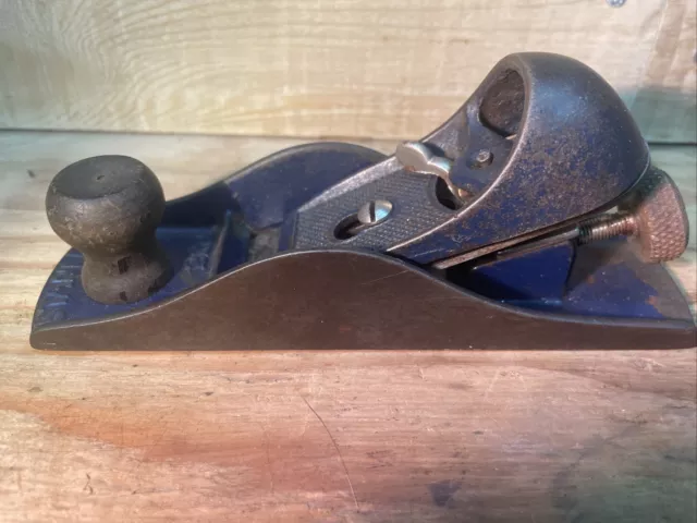 Vintage STANLEY block plane No.220 Made in USA