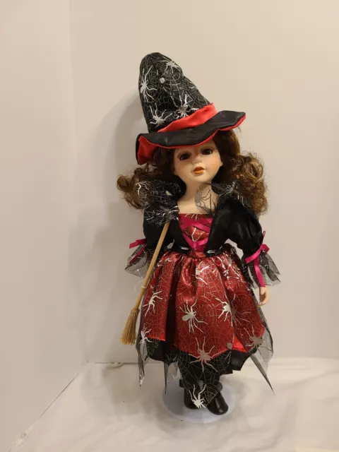 Winnie Witch Heritage Signature Collection Doll Halloween NIB