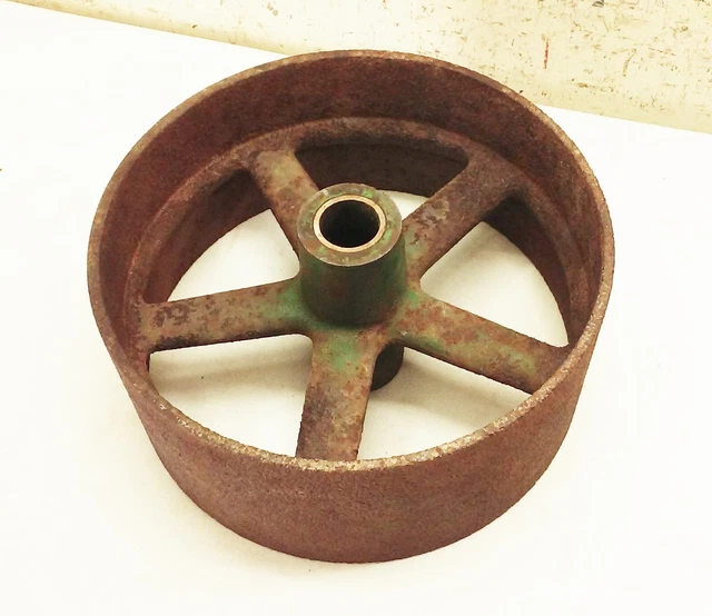 VTG ANTIQUE CAST iron flat belt pulley line shaft 9" farm hit miss