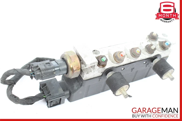 00-06 Mercedes W220 S500 Airmatic Air Suspension Valve Block 2203200258 OEM