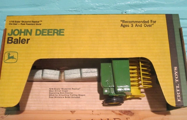 Ertl 1/16 Vintage John Deere Hay Baler 1970s Stock #585 NIB