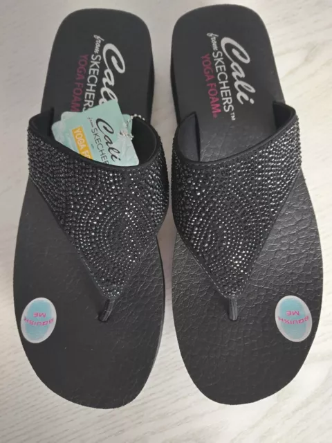 SKECHERS CALI YOGA Foam Sandals Size 6 Colour Blue £20.00