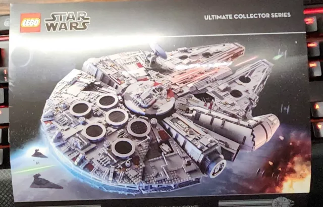 LEGO Star Wars 75192 Millennium Falcon A4 tri-fold Brochure Excellent Condition