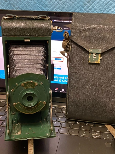 Antique No1A Pocket Kodak Junior Camera--Green--1918 with case...............jor